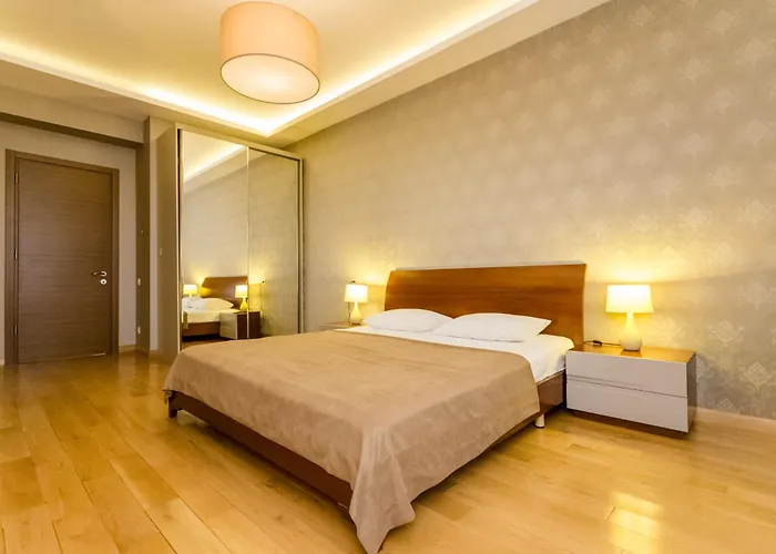 Luxury Landing